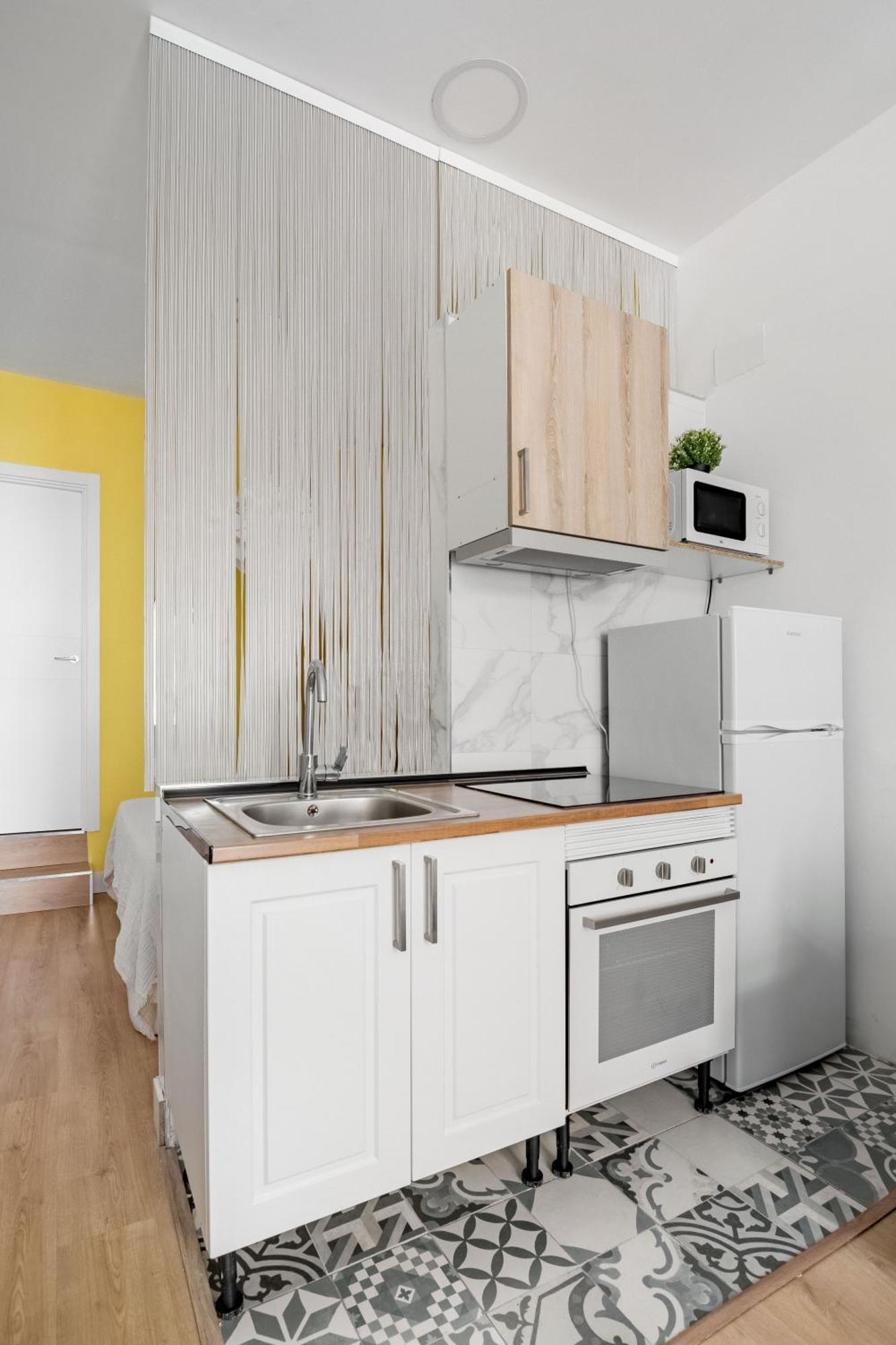 Charming Lucero Apartment Madrid Luaran gambar