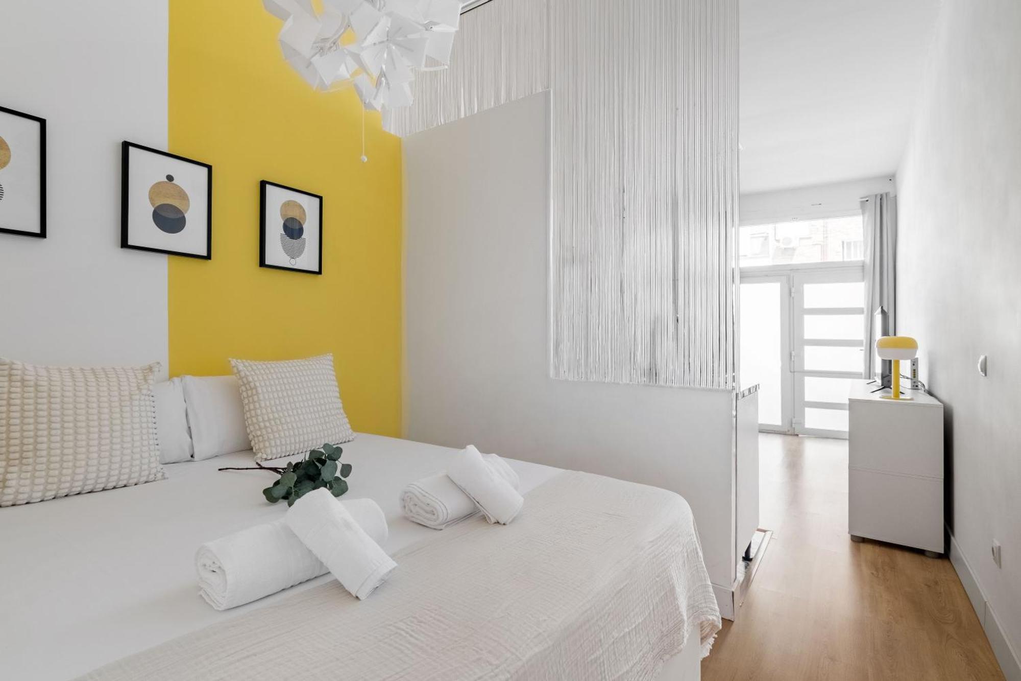 Charming Lucero Apartment Madrid Luaran gambar