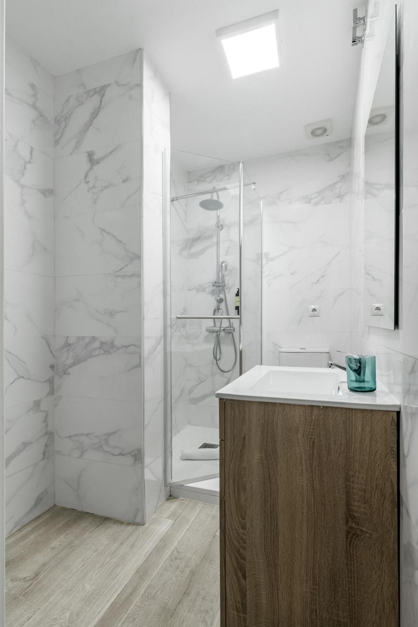Charming Lucero Apartment Madrid Luaran gambar